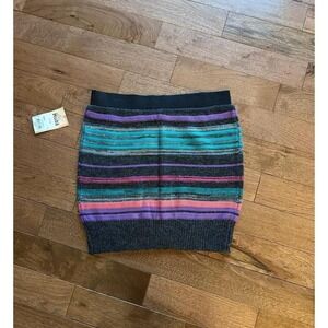 NWT Large Multi Color Stripped Knit Shirt